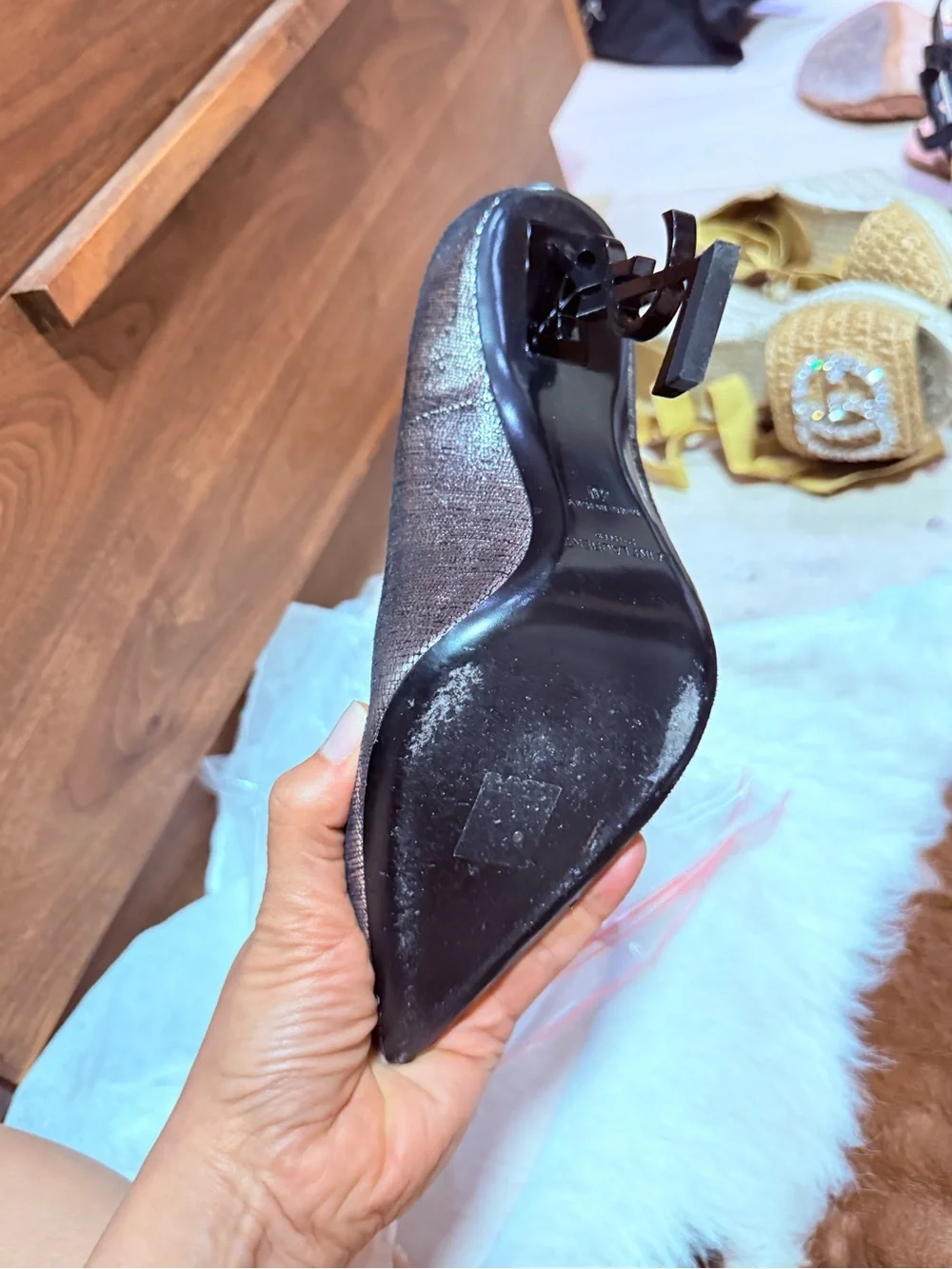 Saint Laurent Silver Pointed-Toe Heels - Picture 2 of 4